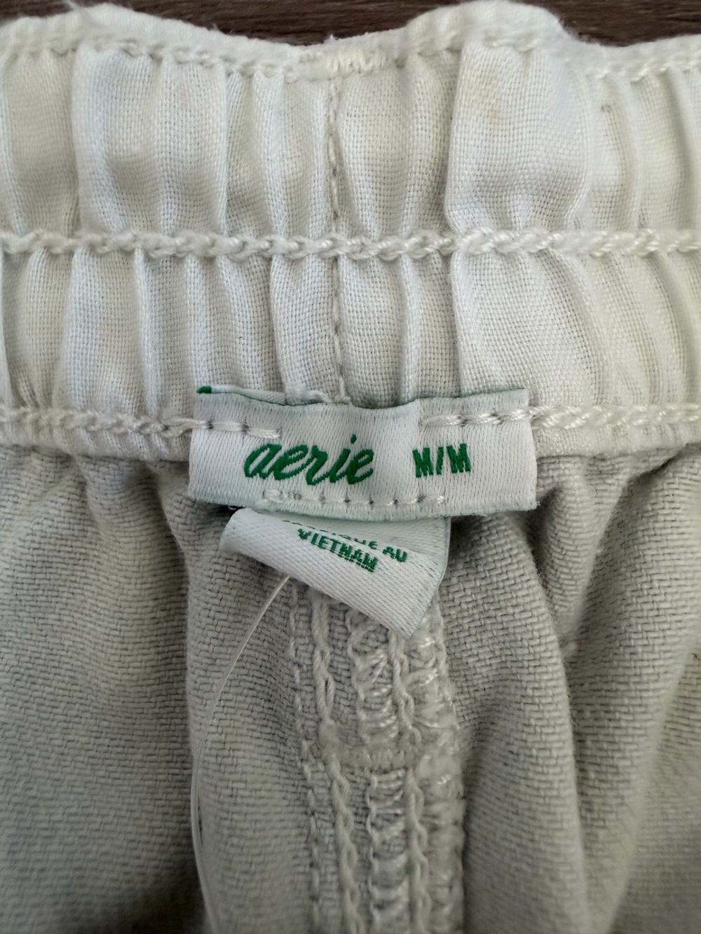 NWT AERIE Very Light Blue Distressed Denim Shorts Size Medium - Picture 2 of 8